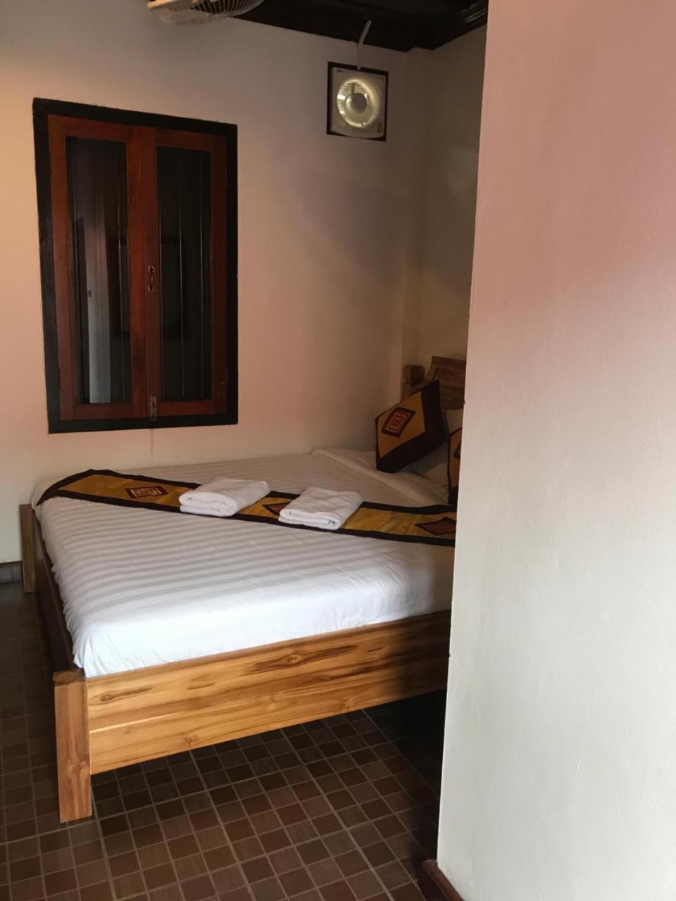Little Freedom Friendlys Place Luang Prabang Exterior photo