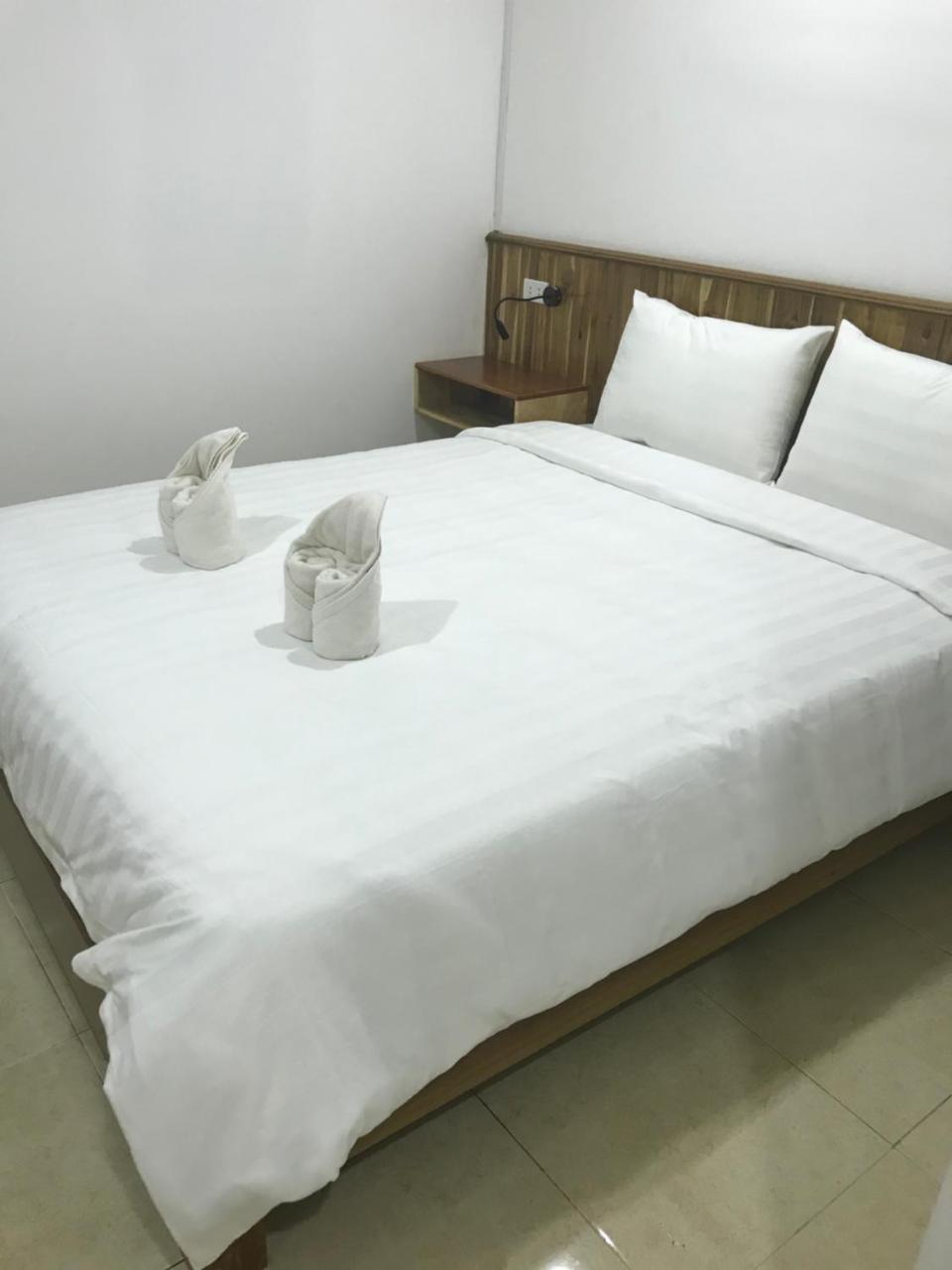 Little Freedom Friendlys Place Luang Prabang Exterior photo