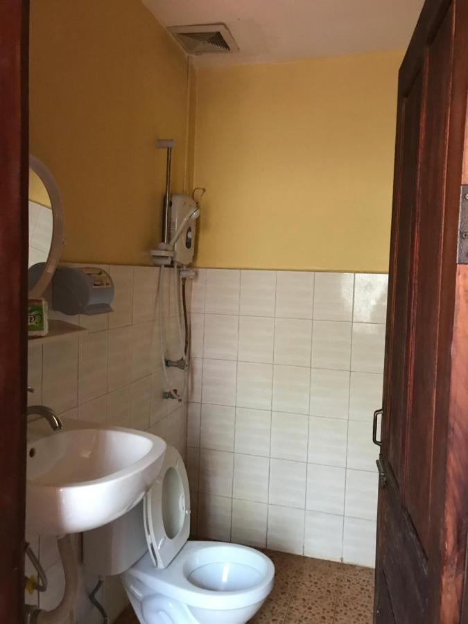 Little Freedom Friendlys Place Luang Prabang Room photo